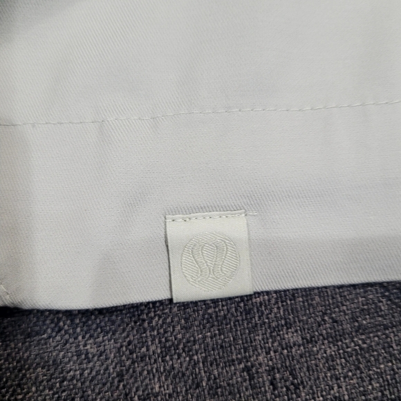 LULULEMO DRESS Size 6 Like New Condition - Picture 9 of 9